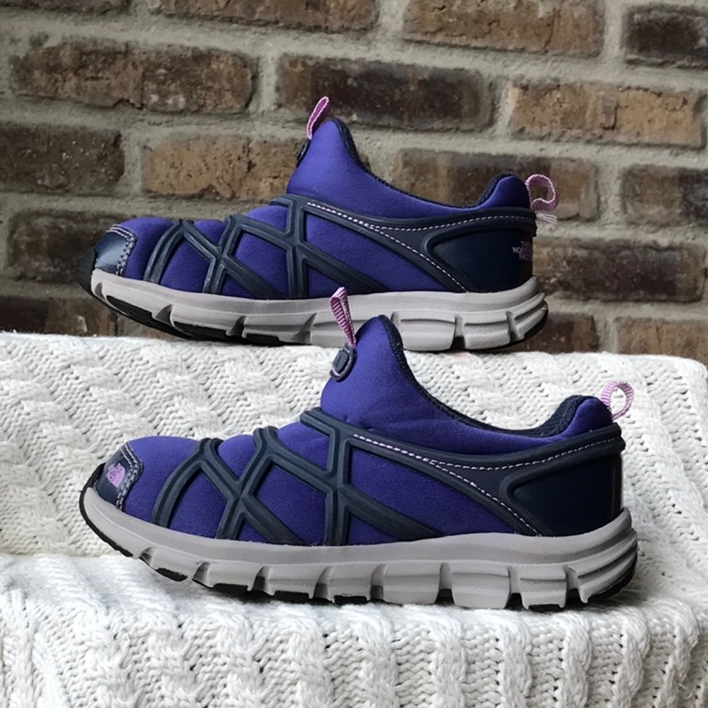 The North Face Slip-ons Girls Size 13